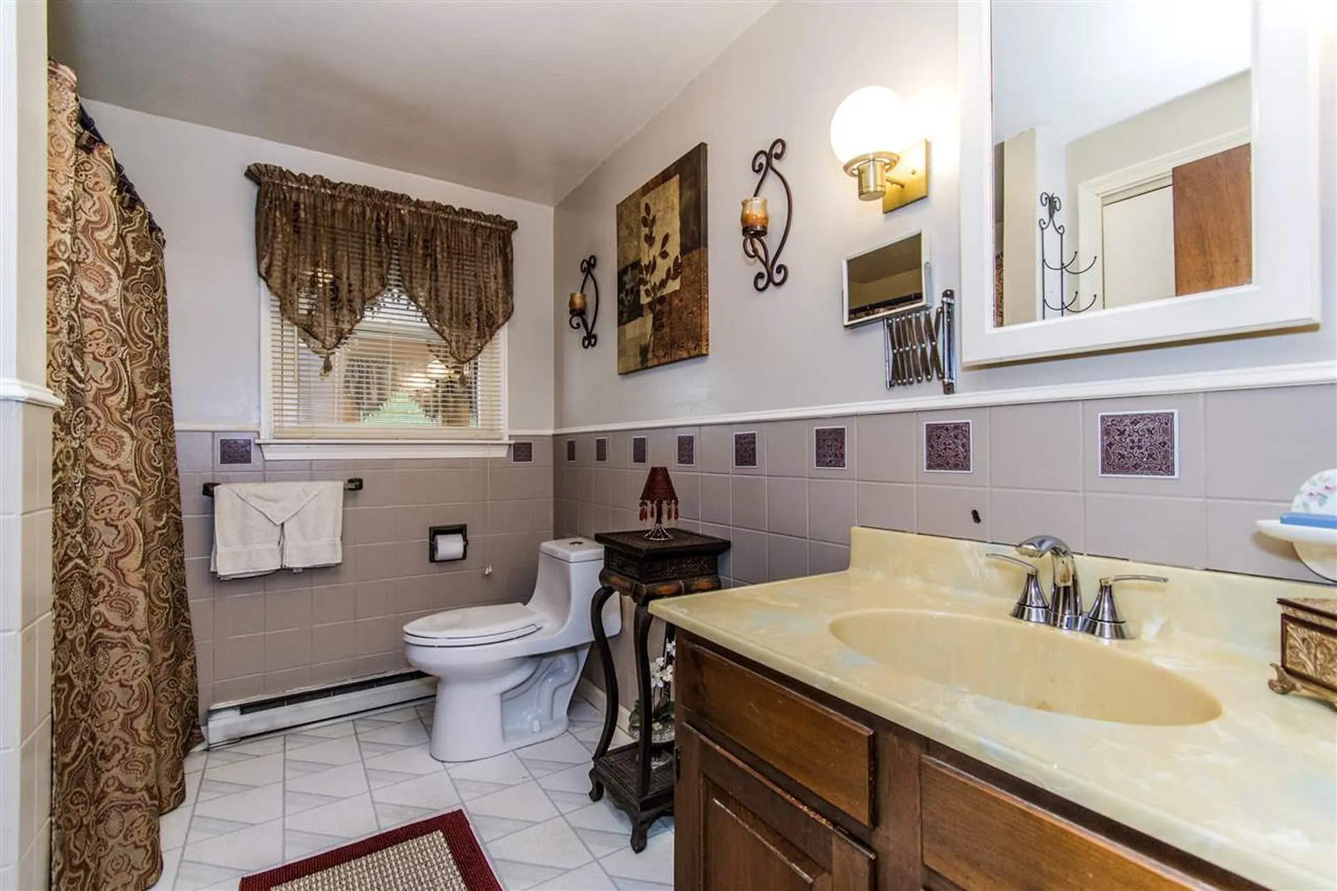 7 Kerry Drive Newton NH 03858