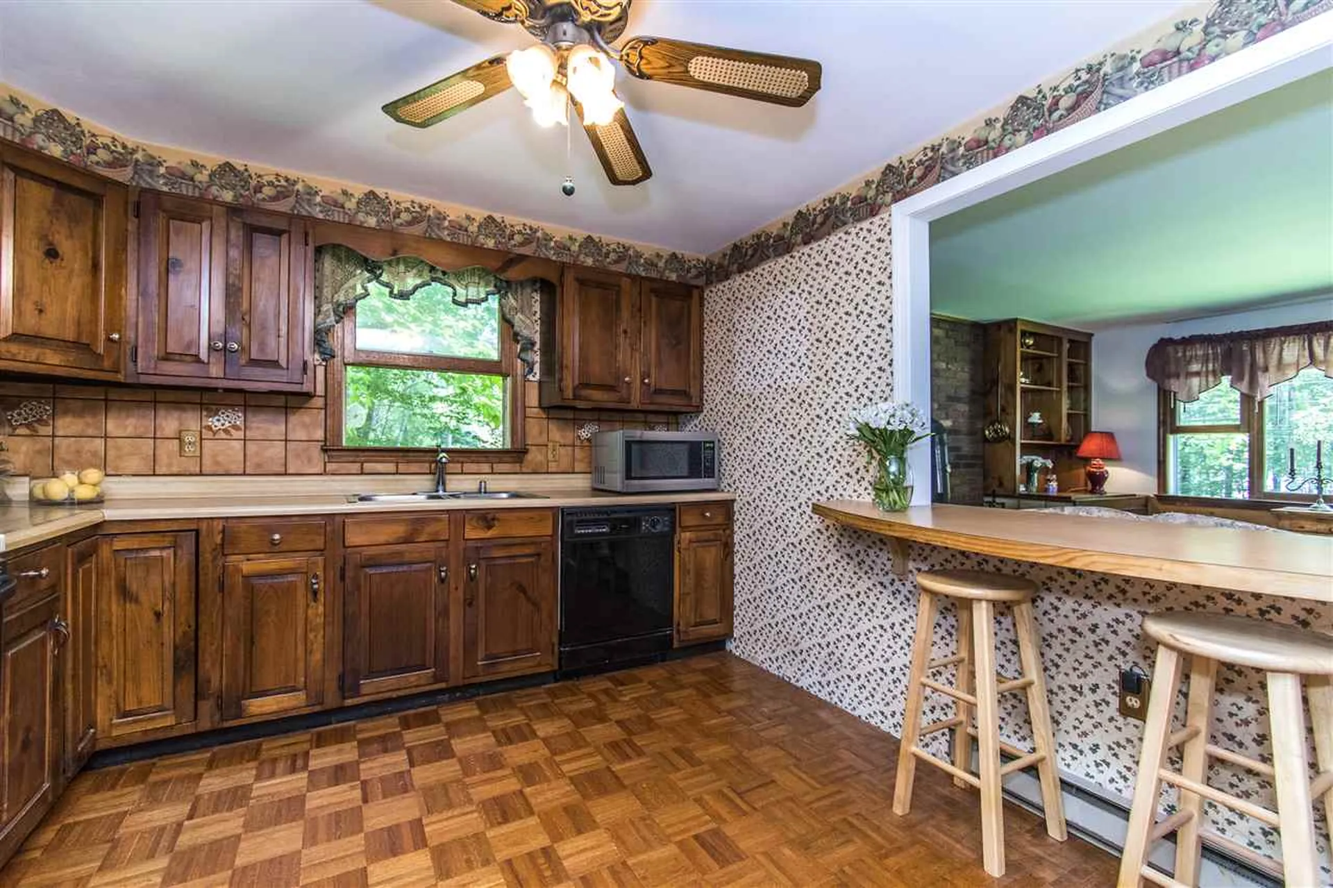 7 Kerry Drive Newton NH 03858