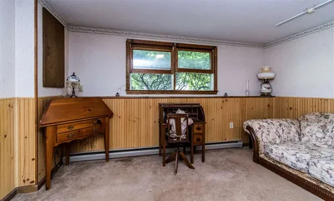 7 Kerry Drive Newton NH 03858