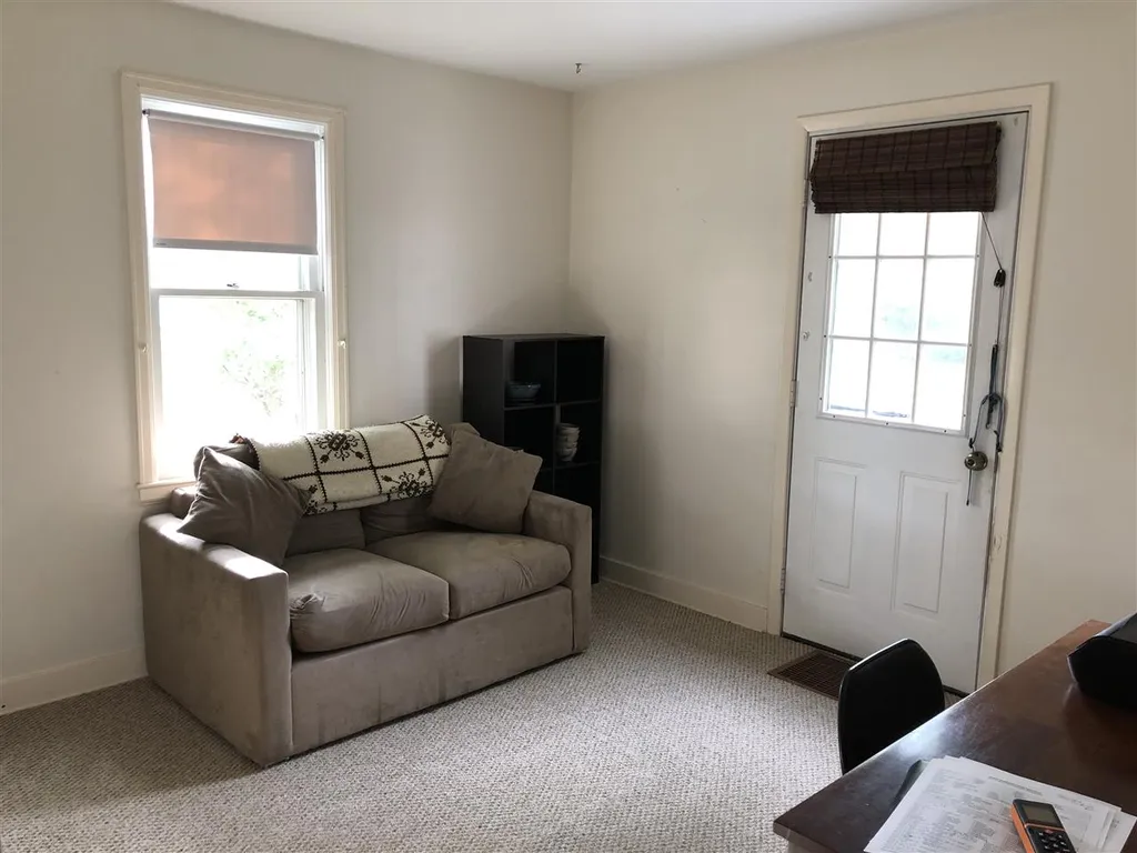 33 Pennington Drive Burlington VT 05408