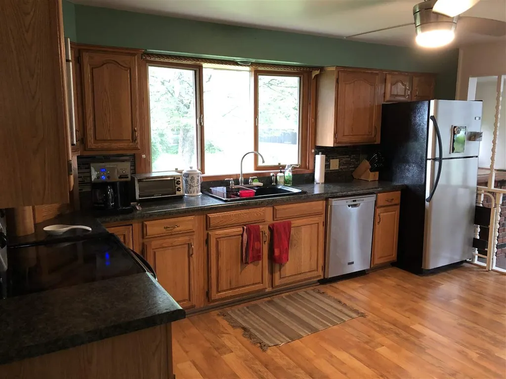 33 Pennington Drive Burlington VT 05408