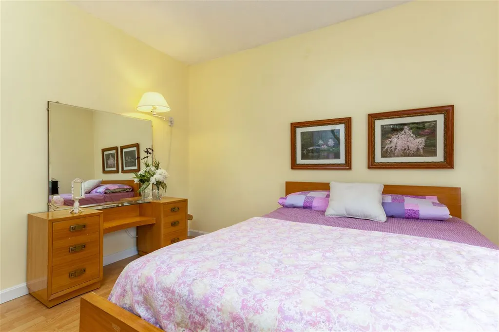 223 Stokes Lane Shelburne VT 05482