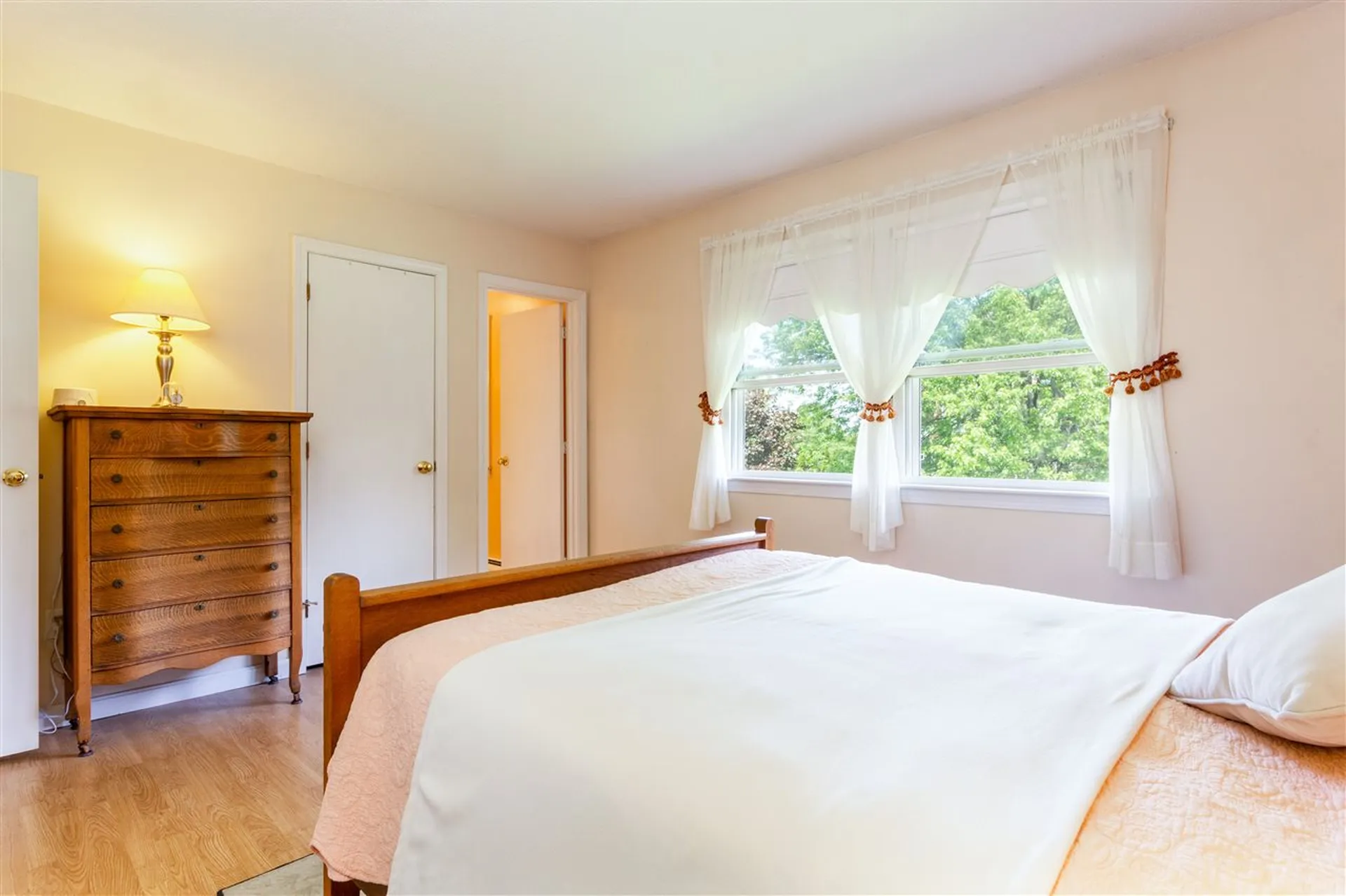 223 Stokes Lane Shelburne VT 05482