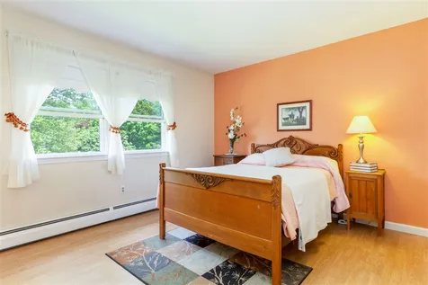 223 Stokes Lane Shelburne VT 05482