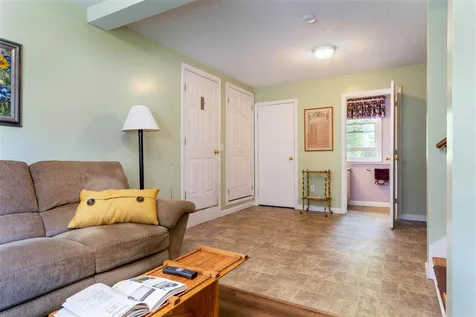 223 Stokes Lane Shelburne VT 05482