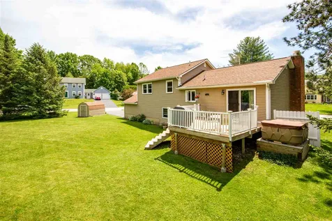 223 Stokes Lane Shelburne VT 05482