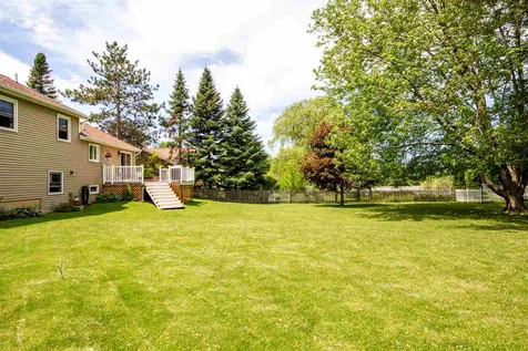 223 Stokes Lane Shelburne VT 05482