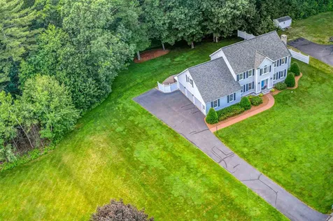 19 Lynne Drive Hollis NH 03049