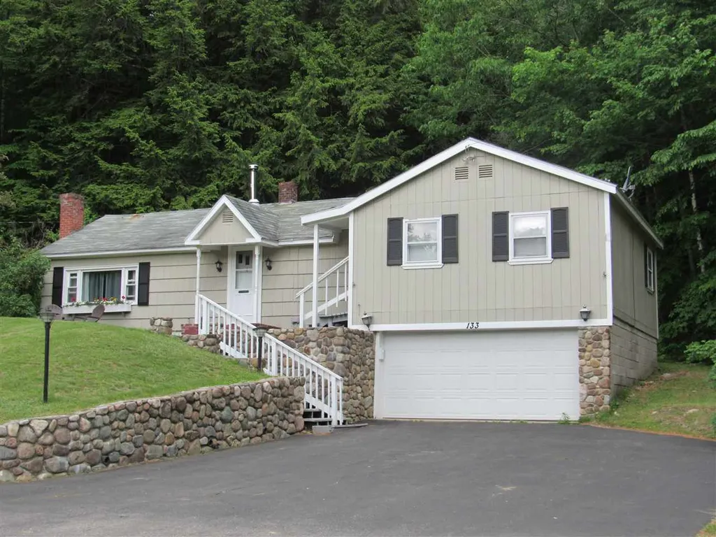 133 North Road Shelburne NH 03581