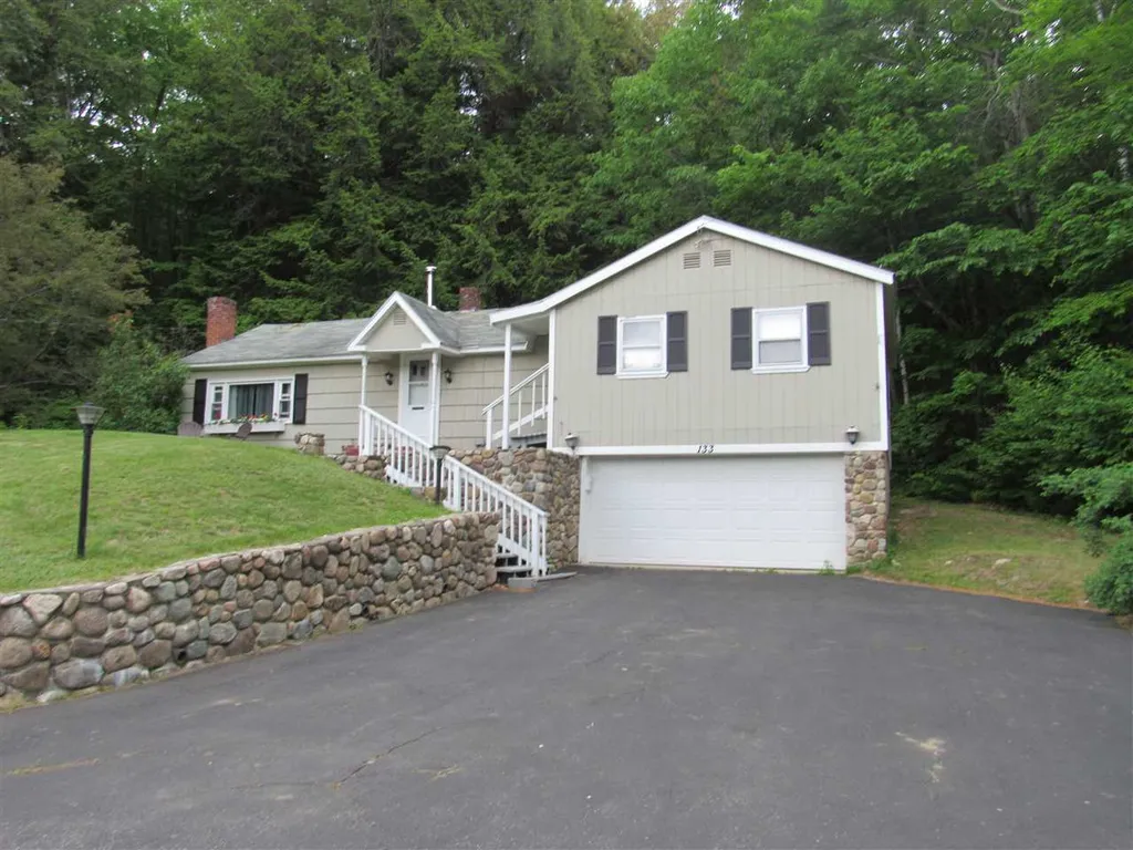 133 North Road Shelburne NH 03581