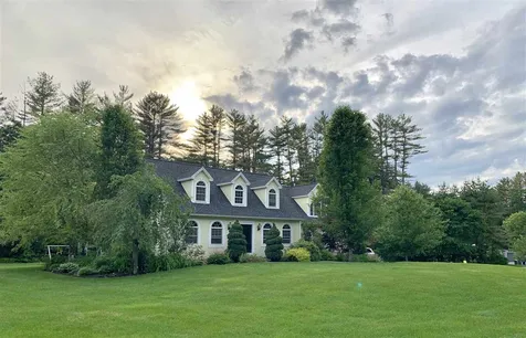 3 Broad Cove Drive Concord NH 03303