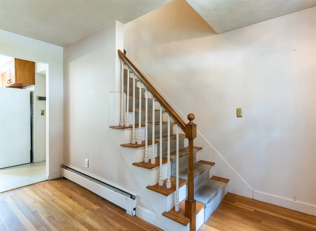 43 Farmington Road Nashua NH 03060
