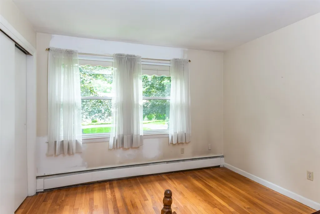 43 Farmington Road Nashua NH 03060