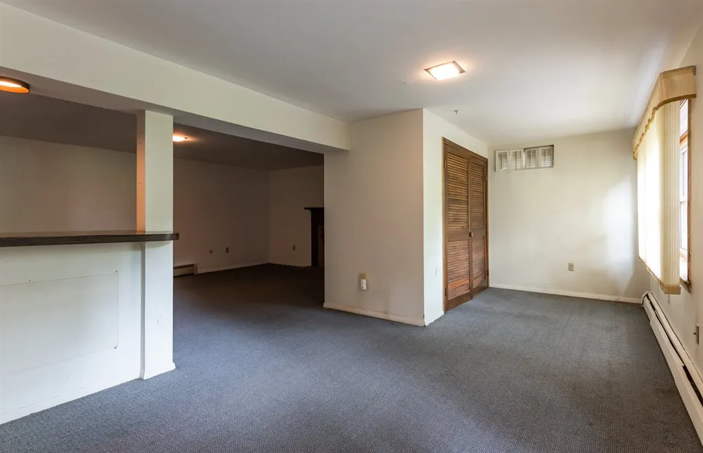 43 Farmington Road Nashua NH 03060