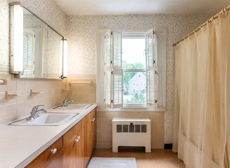 43 Farmington Road Nashua NH 03060