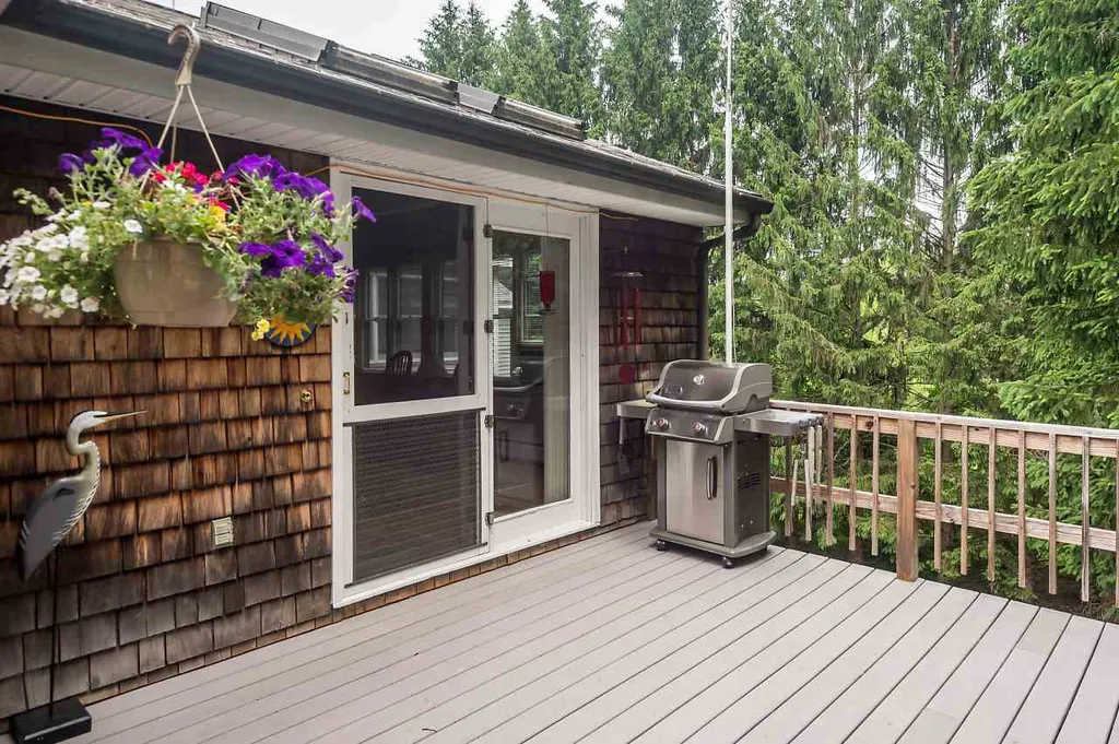38 Packers Falls Road Newmarket NH 03857