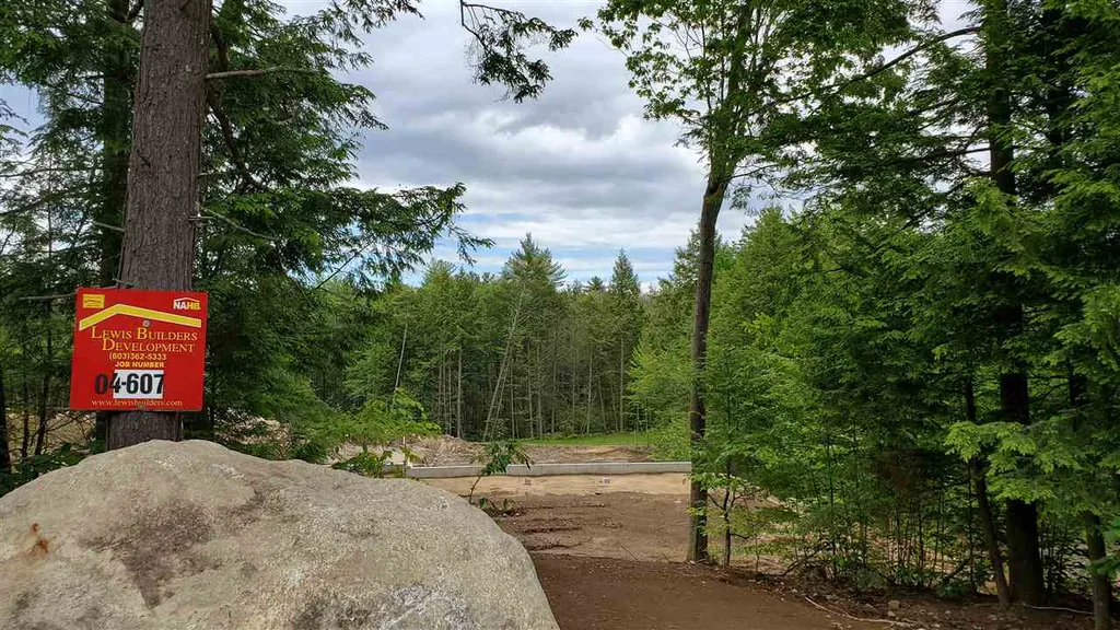 118 Caleb Drive Danville NH 03819