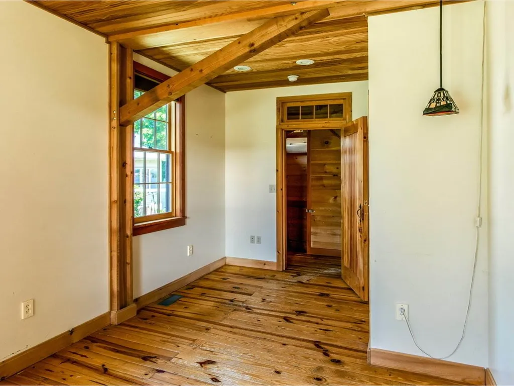 34 Elderberry Lane Colchester VT 05446