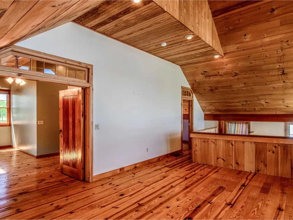 34 Elderberry Lane Colchester VT 05446
