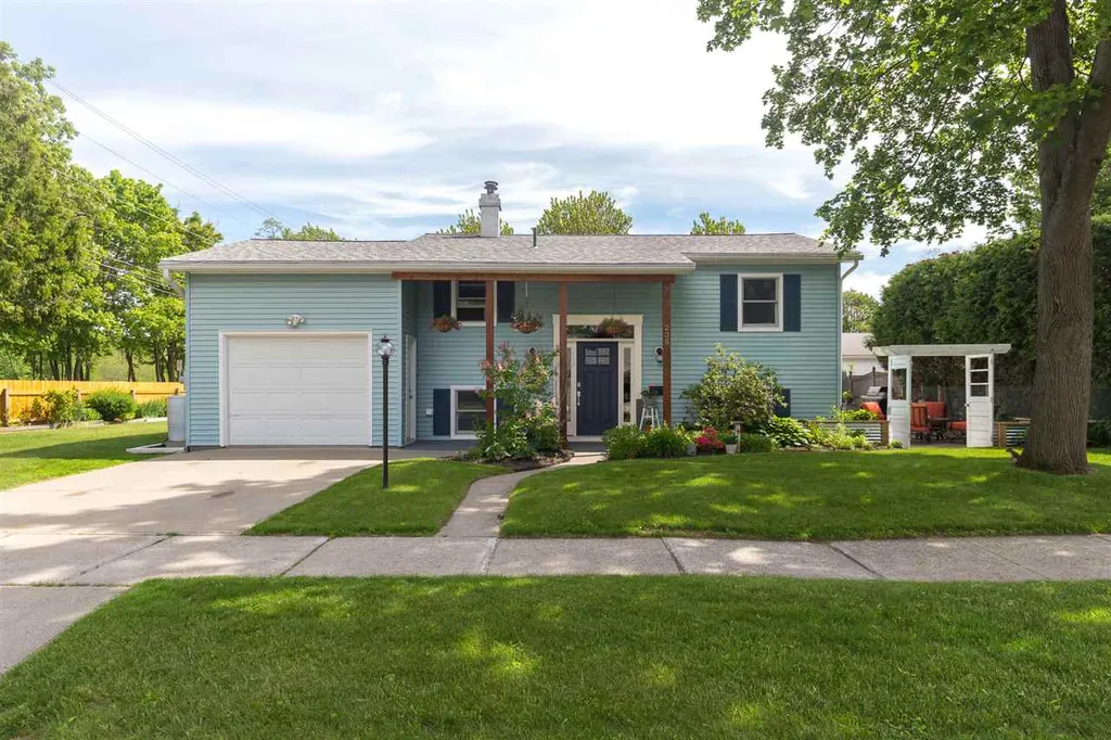 235 Pleasant Avenue Burlington VT 05408