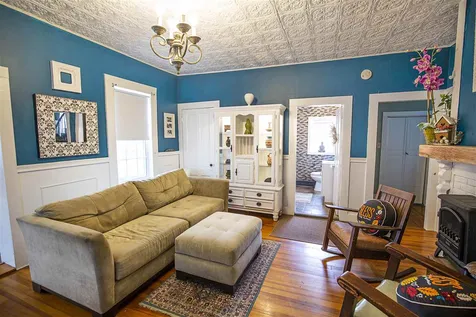 127 Chester Road Raymond NH 03077
