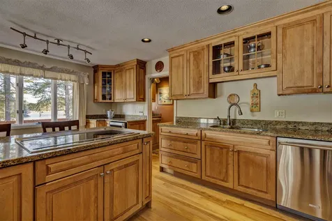 640 Edgemont Road Sunapee NH 03782