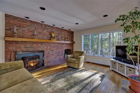 640 Edgemont Road Sunapee NH 03782