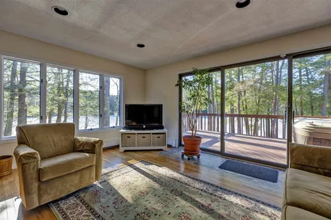 640 Edgemont Road Sunapee NH 03782