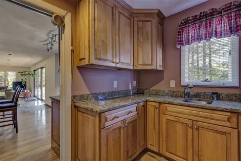 640 Edgemont Road Sunapee NH 03782