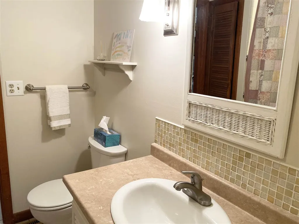 27 Scott Winn Road Peterborough NH 03458