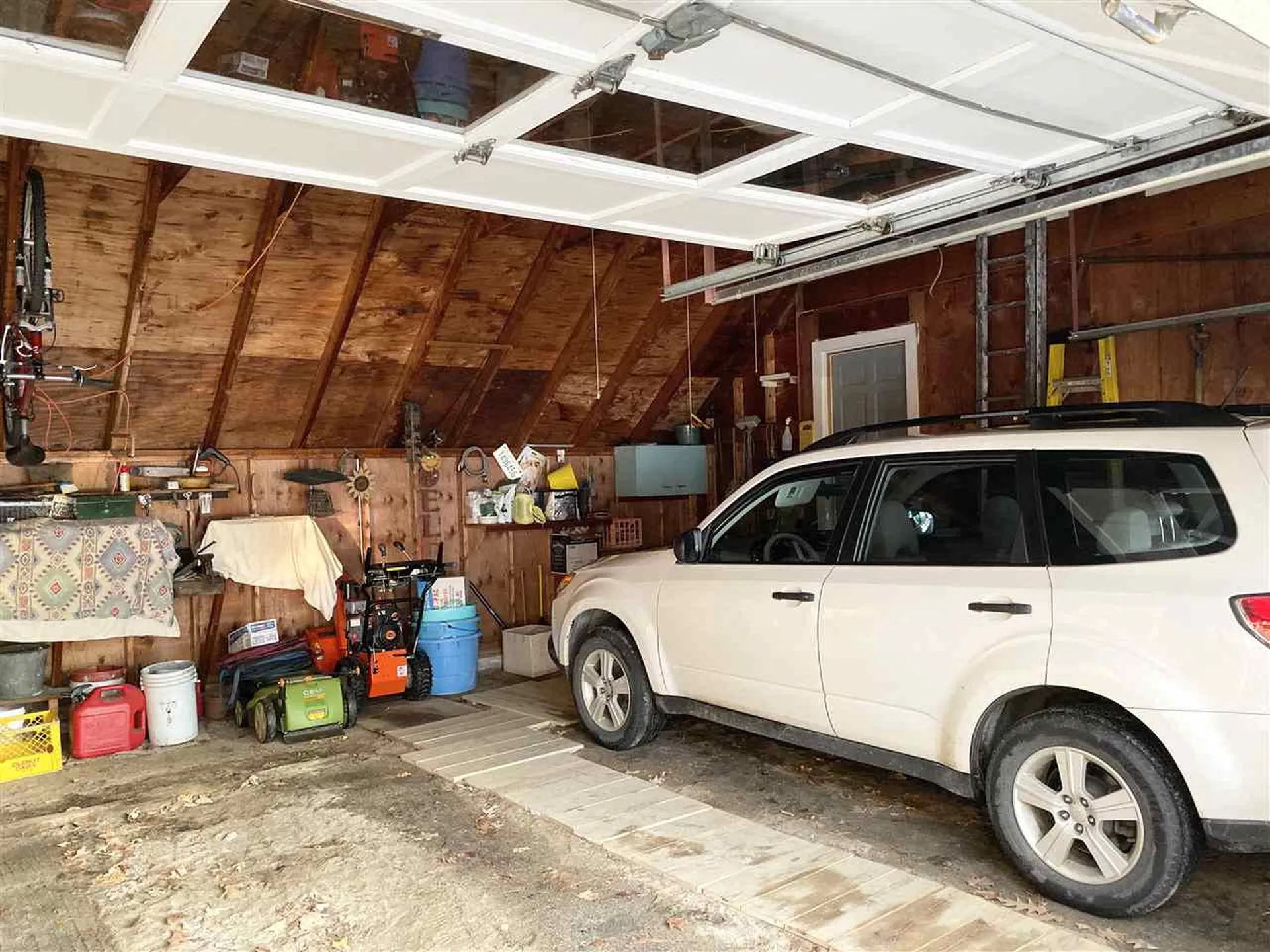 27 Scott Winn Road Peterborough NH 03458