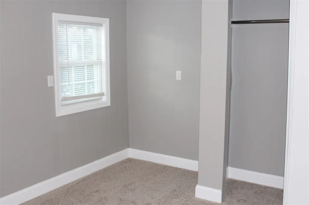 12 Farmington Drive Dover NH 03820