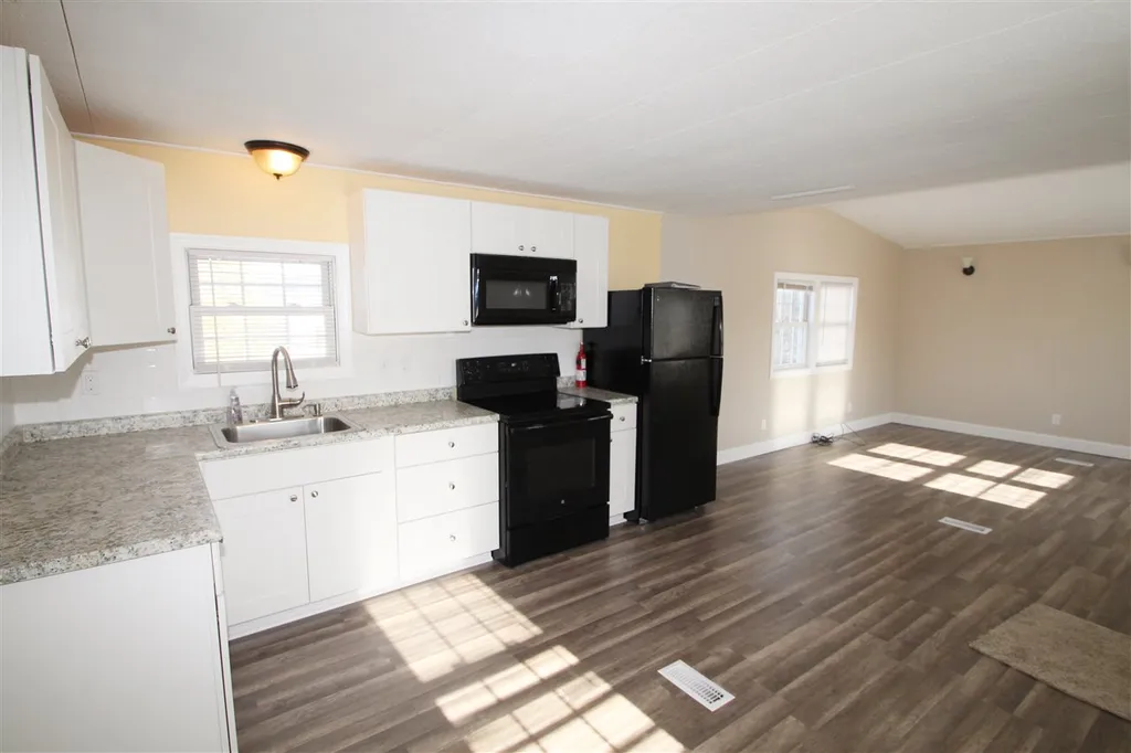 12 Farmington Drive Dover NH 03820