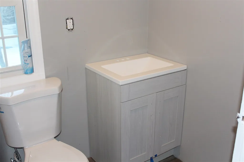 12 Farmington Drive Dover NH 03820