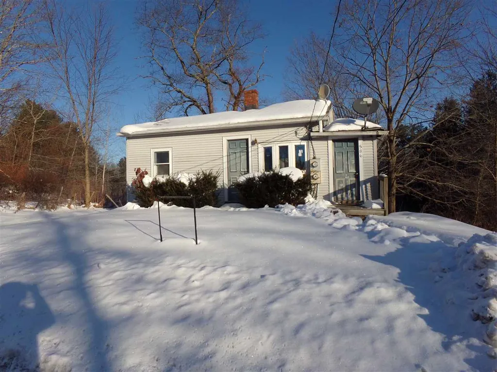 586 Silver Street Rollinsford NH 03869