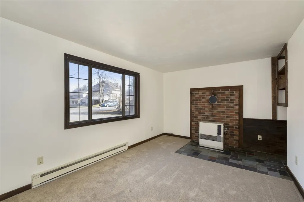 18-20 Meadow Street Laconia NH 03246