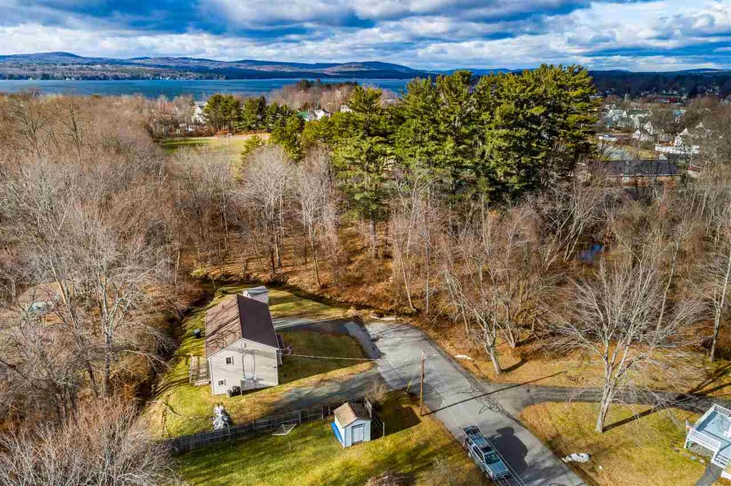 18-20 Meadow Street Laconia NH 03246