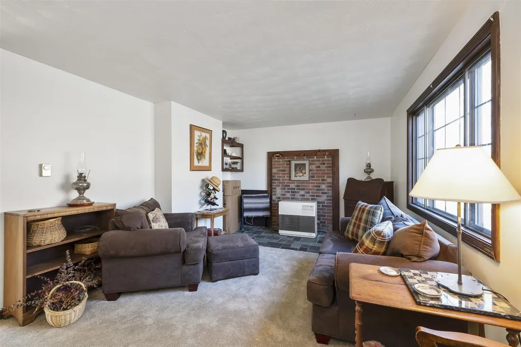 18-20 Meadow Street Laconia NH 03246