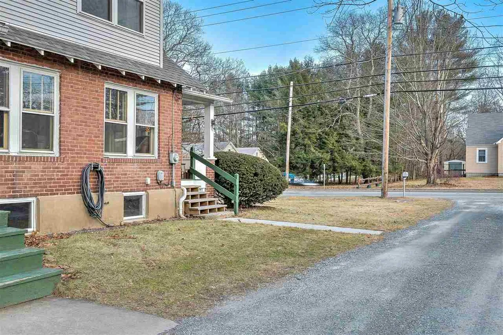 531 Winchester Street Keene NH 03431