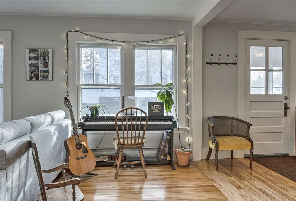 531 Winchester Street Keene NH 03431