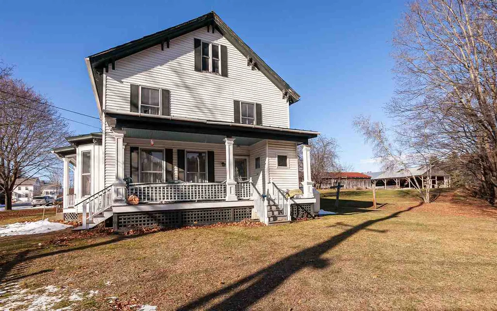 2 Pleasant Street Walpole NH 03608