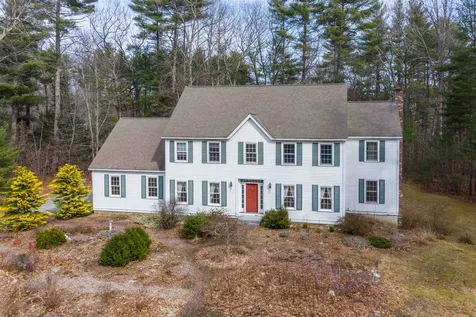 30 Lynne Drive Hollis NH 03049
