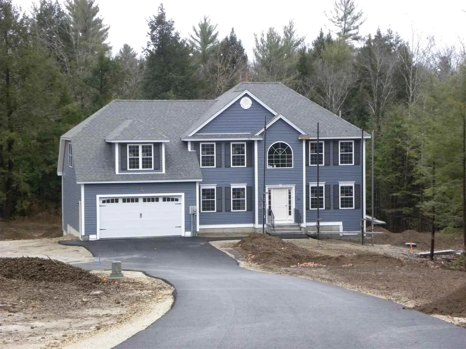 84 Juniper Circle Auburn NH 03032
