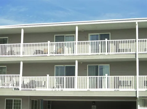 6 Ashworth Avenue Hampton NH 03842