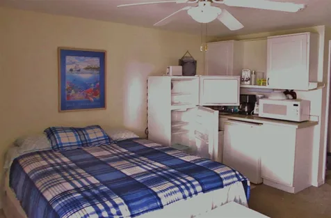 6 Ashworth Avenue Hampton NH 03842