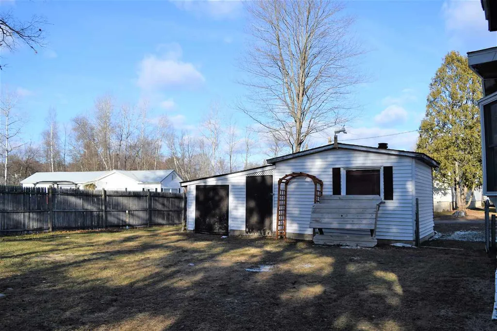 12 Kimball Street Northfield NH 03276
