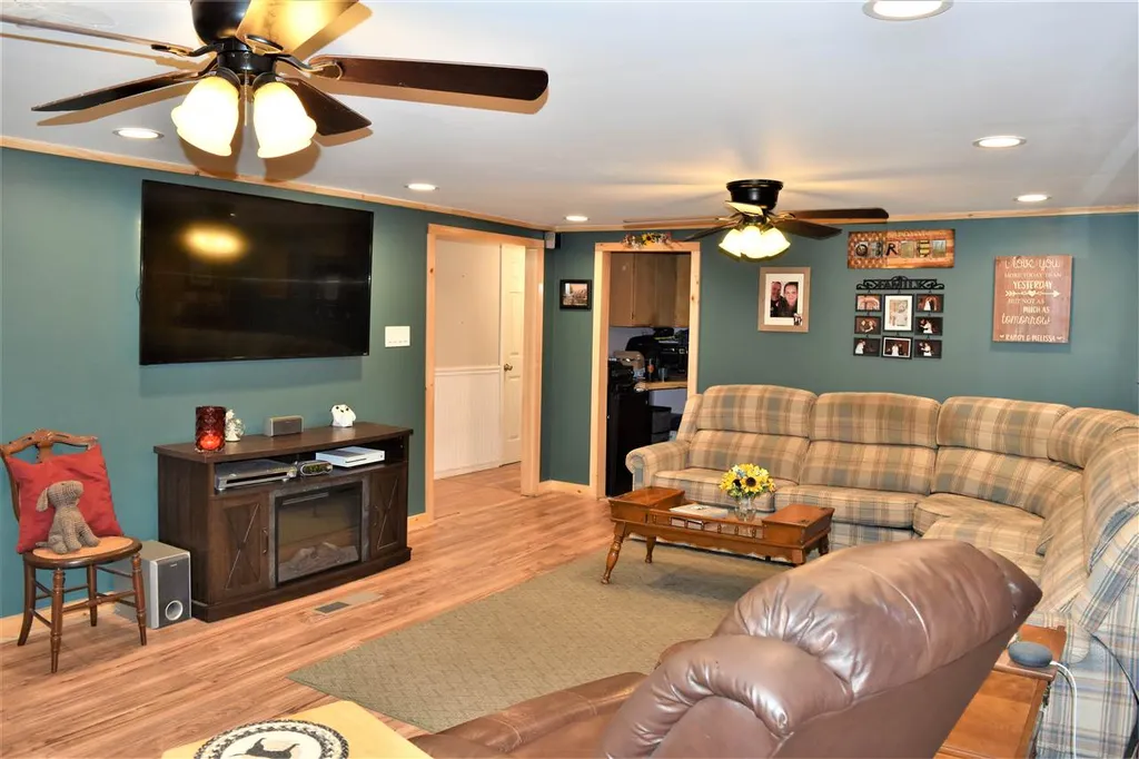 12 Kimball Street Northfield NH 03276