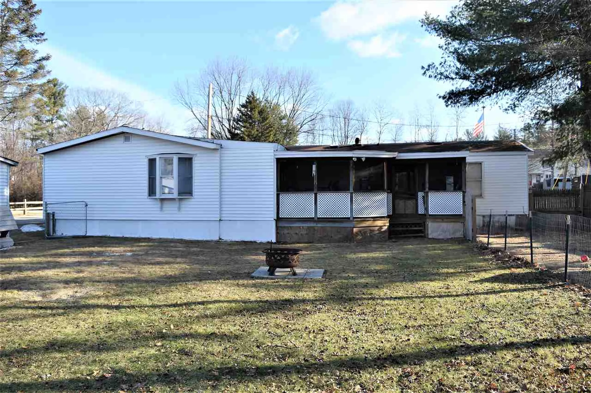 12 Kimball Street Northfield NH 03276