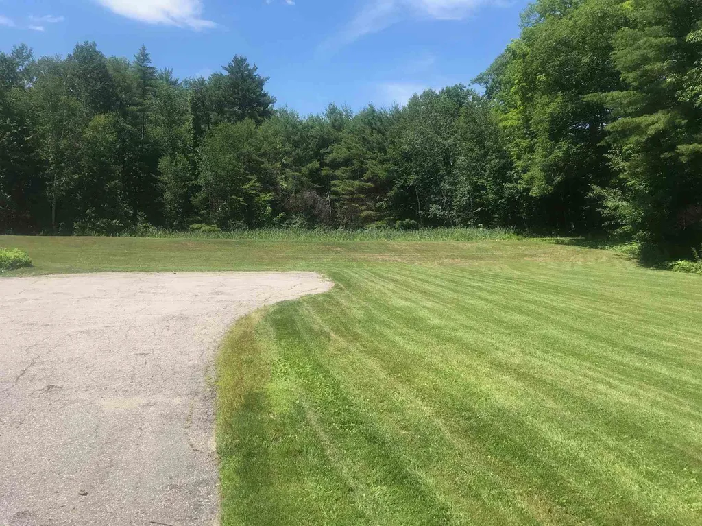 34 Allen Road Wolfeboro NH 03894