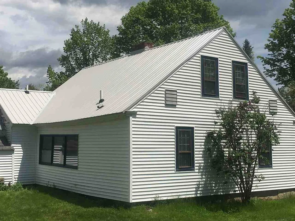 34 Allen Road Wolfeboro NH 03894